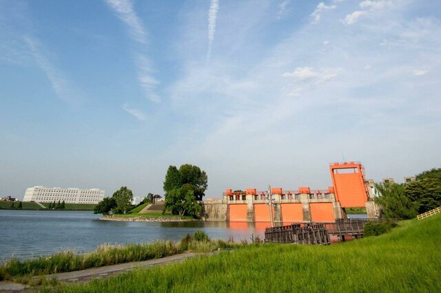 سلاطین مقابله با سیل در جهان