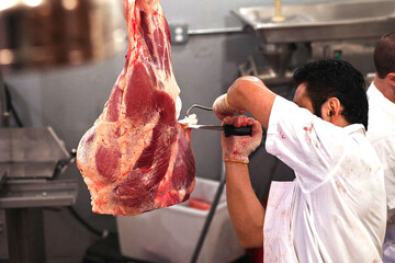 به هر نفر چند کیلو گوشت تنظیم بازاری می‌رسد؟