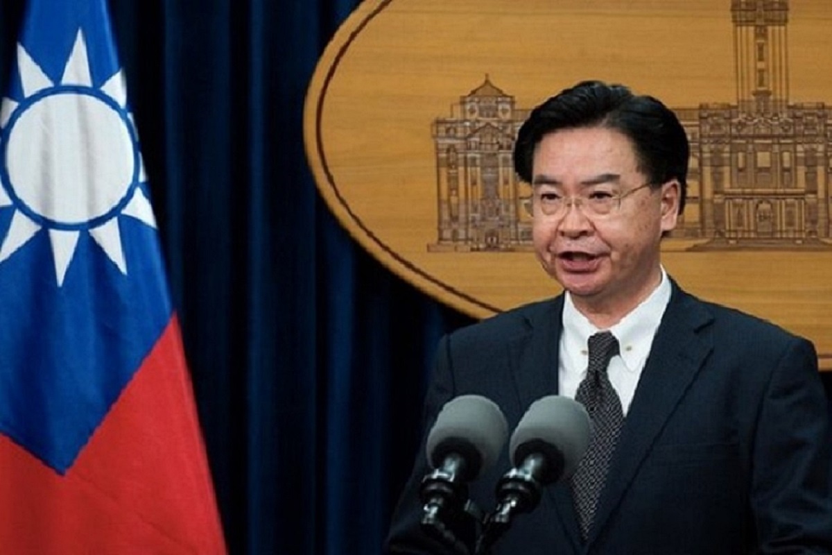 چین در حال تمرین برای تهاجم نظامی است چین در حال تمرین برای تهاجم نظامی است