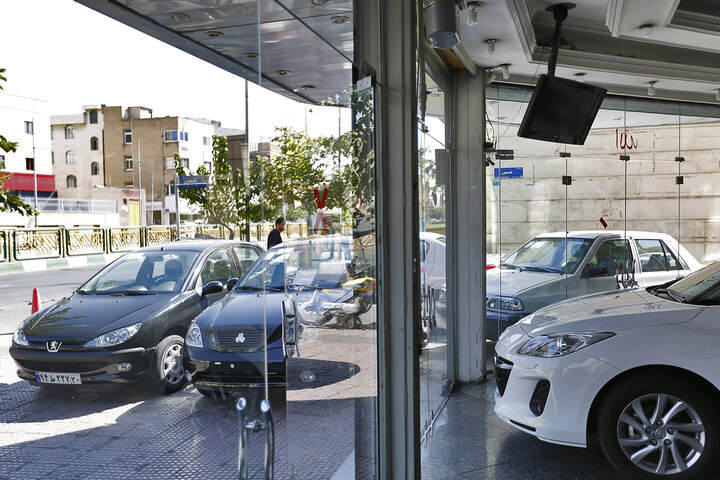 بیشترین افت خودرو در ۲۰ روز بیشترین افت خودرو در ۲۰ روز
