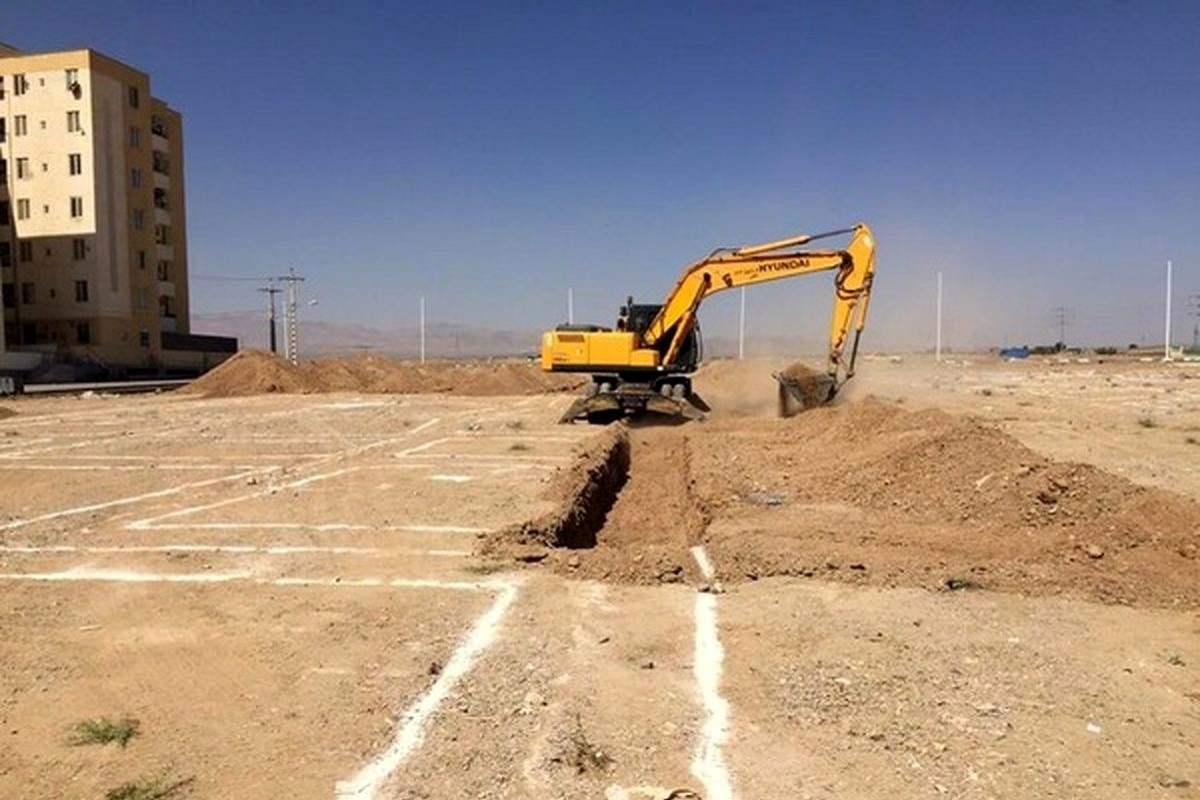توضیح وزیر درباره واگذاری زمین دولتی در مناطق شهری و روستایی توضیح وزیر درباره واگذاری زمین دولتی در مناطق شهری و روستایی