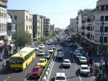 سبقت خودروهای داخلی از چینی در ریزش قیمت