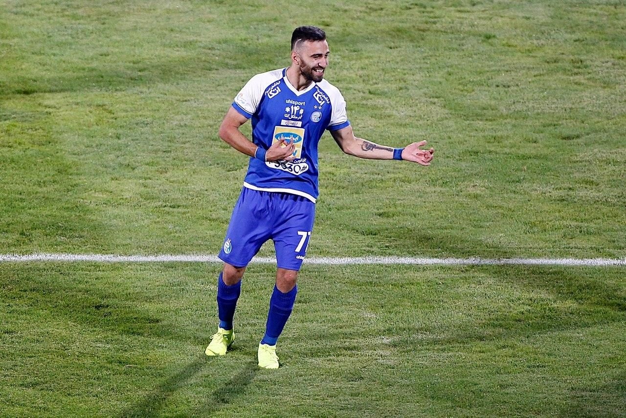 ستاره استقلال را به تمرین راه ندادند ستاره استقلال را به تمرین راه ندادند