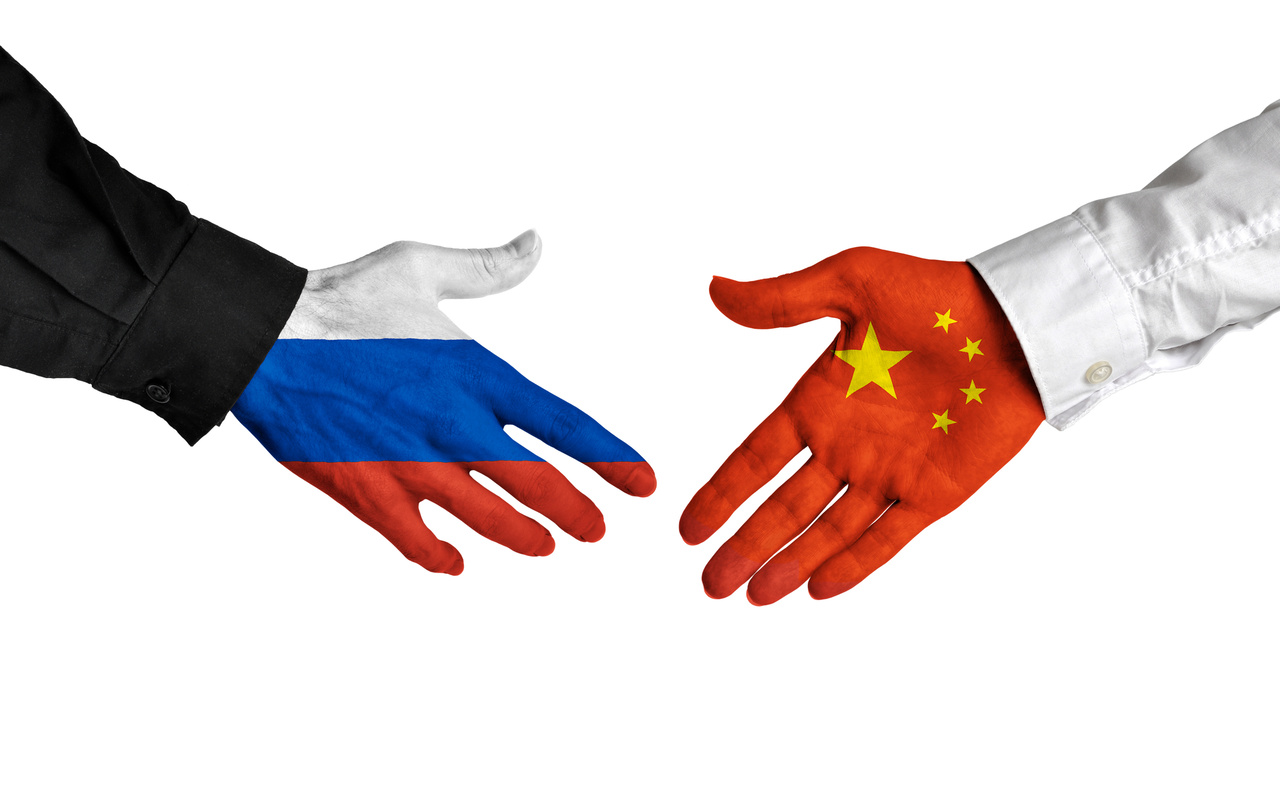 موضع تند روزنامه جمهوری اسلامی علیه چین و روسیه