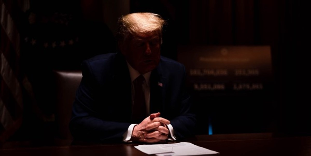 اسناد هستهای در ویلای ترامپ چه میکند؟ اسناد هستهای در ویلای ترامپ چه میکند؟