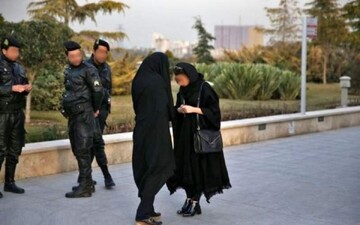 از گردی گردو تا بنر حجاب زنان در مشهد + عکس