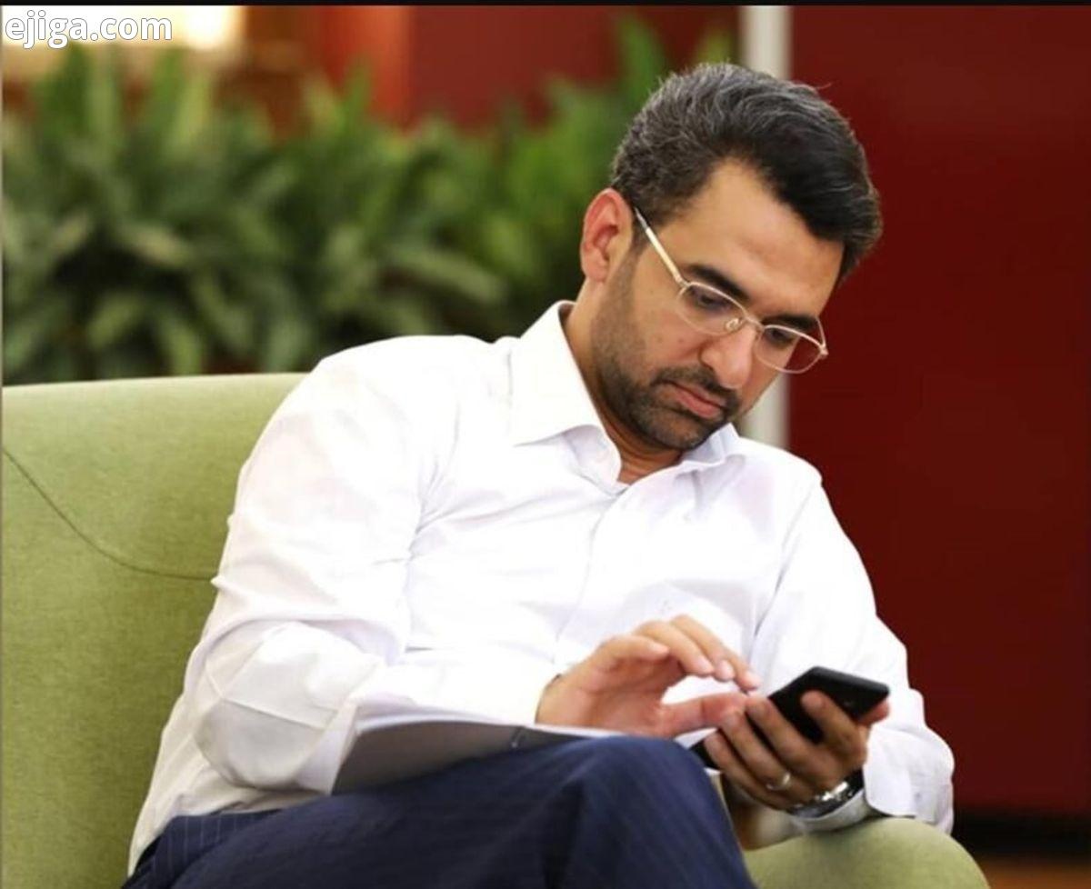 کلکل فوتبالی آذری جهرمی با دوستش + عکس کلکل فوتبالی آذری جهرمی با دوستش + عکس