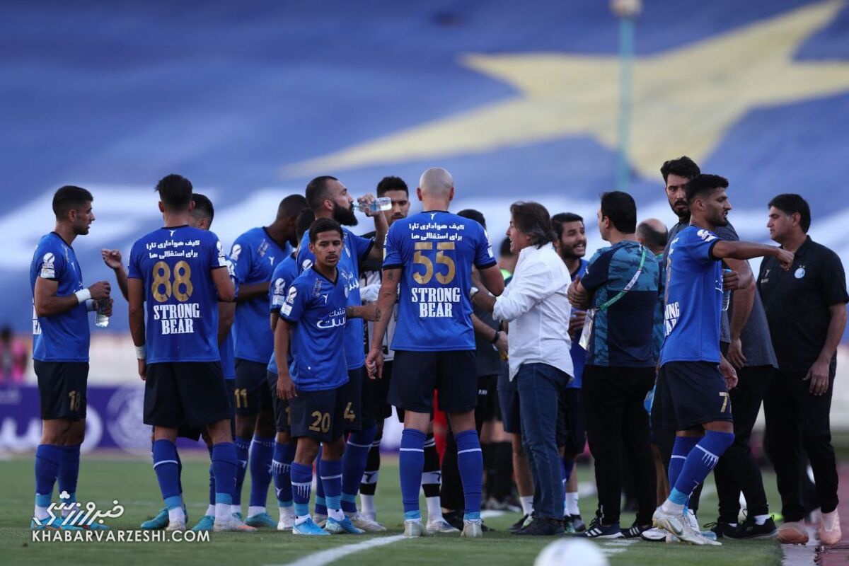 تیم استقلال از محرومیت فرار میکند؟ تیم استقلال از محرومیت فرار میکند؟