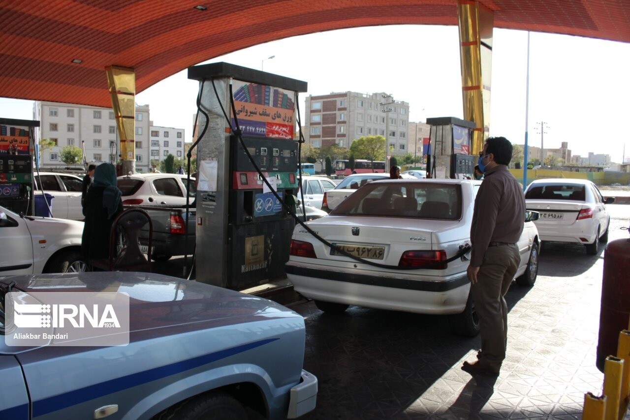 برنامه وزیر نفت برای قیمت بنزین + توضیحات جدید