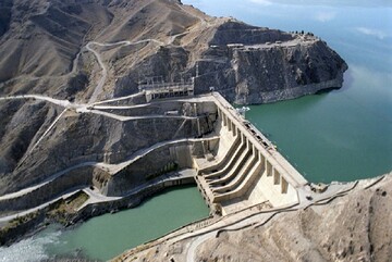 خبرهای خوب درباره جاری شدن آب از هیرمند به سوی ایران