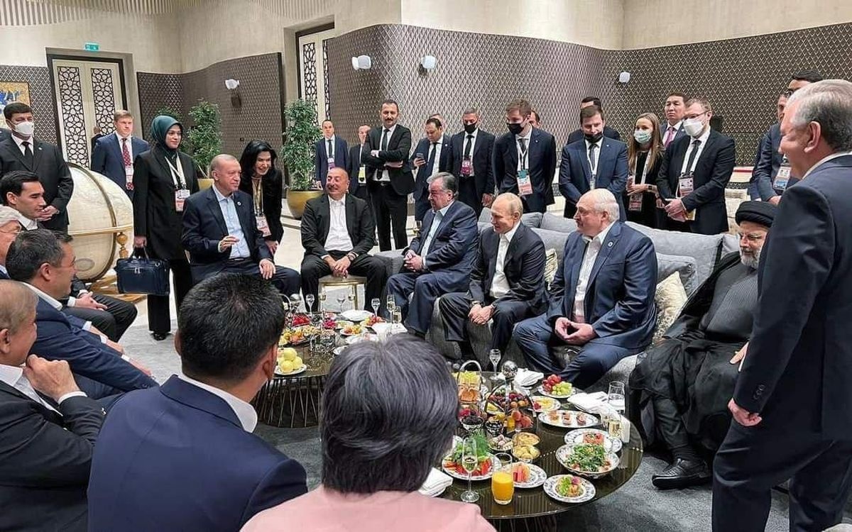 عکس جنجالی رئیسی با اردوغان و پوتین