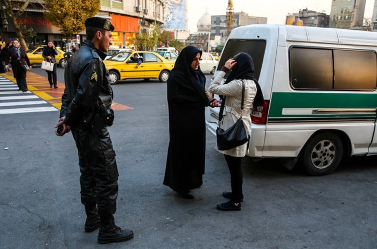 درخواست شلاق زدن افراد بی‌حجاب توسط امام جمعه این شهر