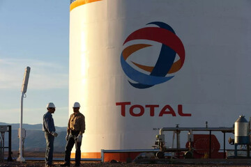 کنایه سخنگوی دولت به شرکت توتال/ «نفت و گاز ما را معطل نگه داشتند»