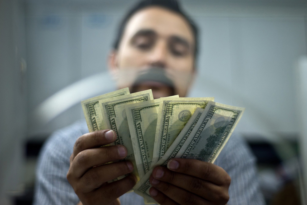 قیمت دلار در تور بازارساز قیمت دلار در تور بازارساز