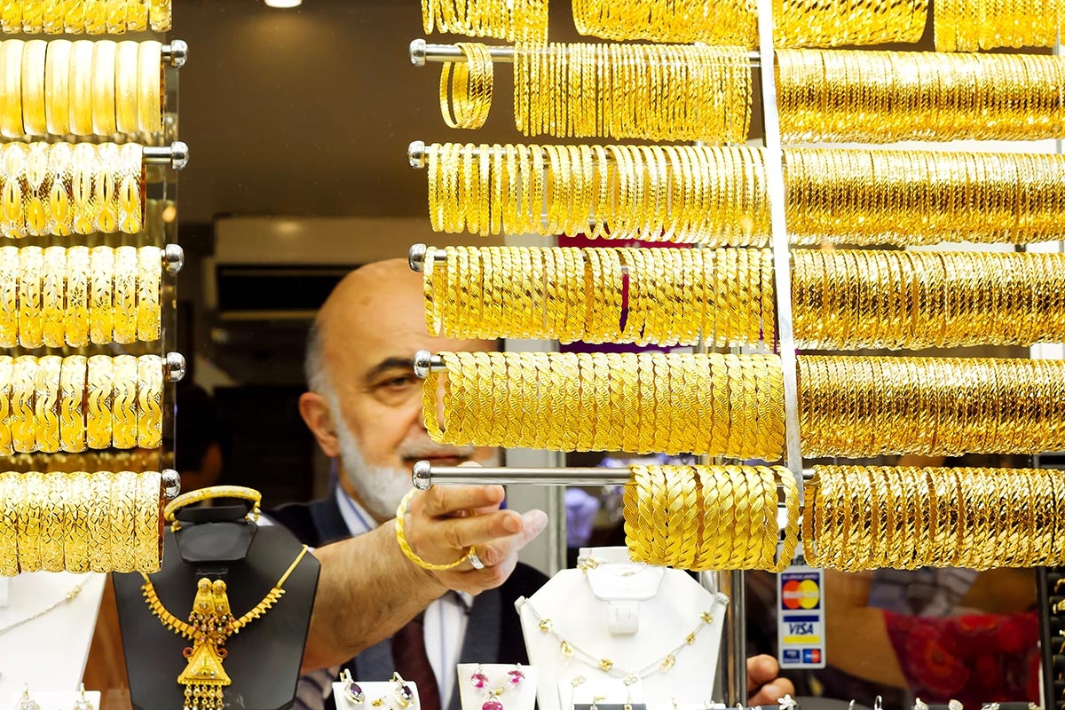 تاثیر جنگ بر قیمت طلا / خریداری در بازار طلا نیست؟ تاثیر جنگ بر قیمت طلا / خریداری در بازار طلا نیست؟