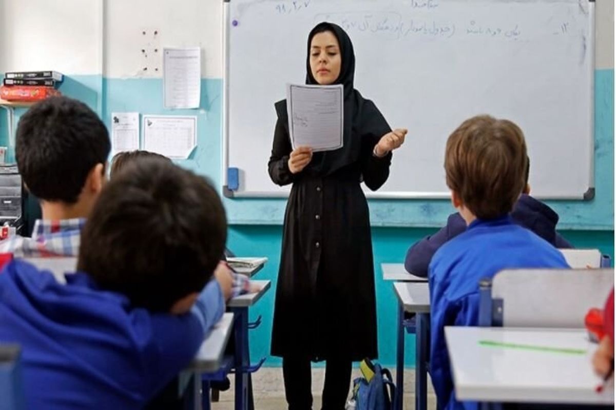 مقصر پرداخت نشدن حقوق معلمان و فرهنگیان معرفی شد