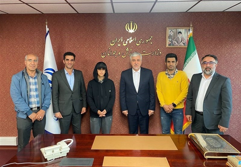 انتقاد تند علمالهدی از وزیر ورزش برای دیدار با الناز رکابی انتقاد تند علمالهدی از وزیر ورزش برای دیدار با الناز رکابی