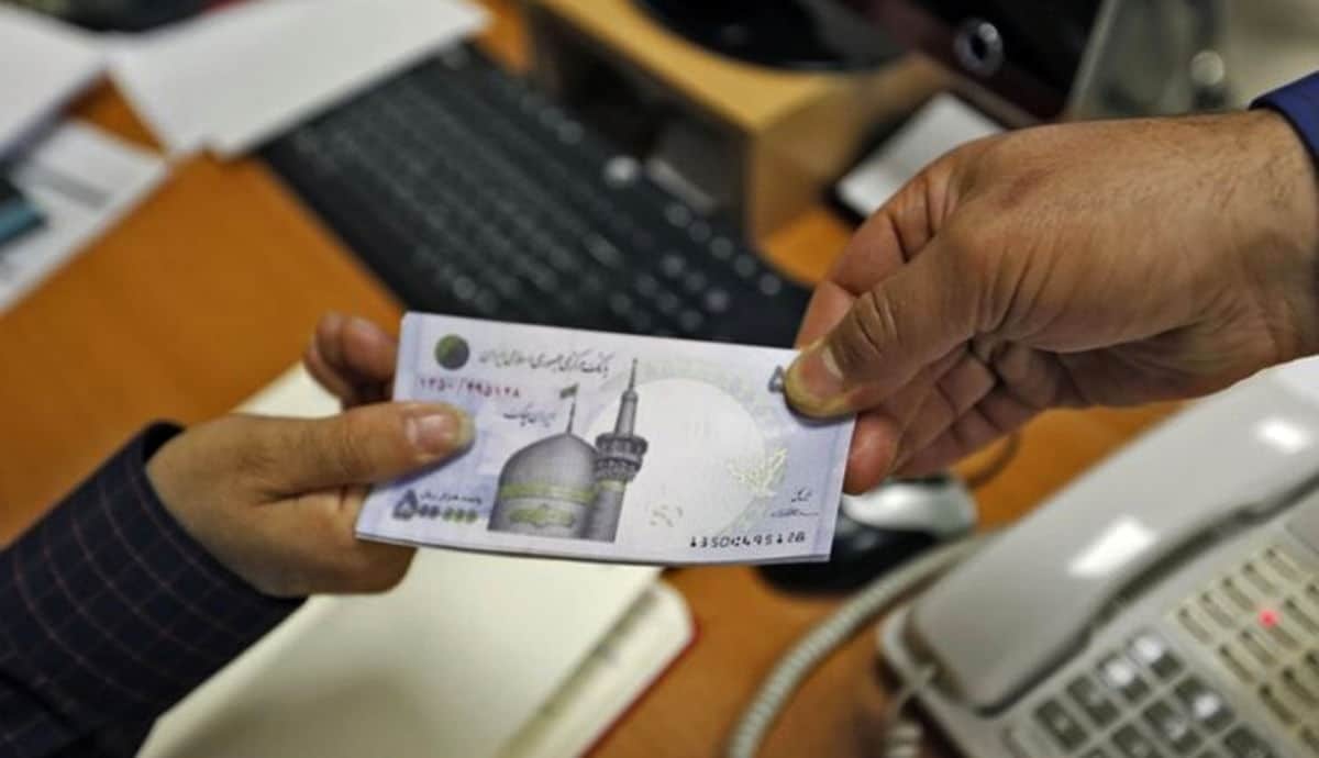بانک بیشتر وام میدهند؟ بانک بیشتر وام میدهند؟