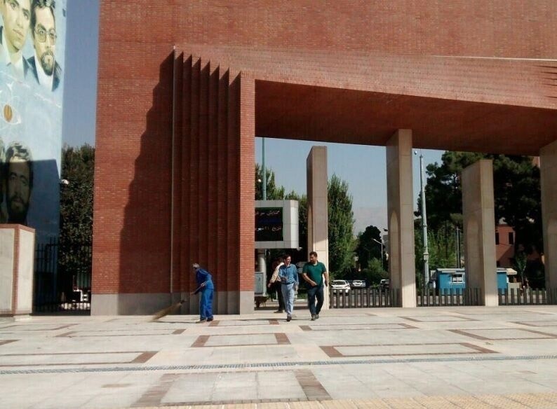 فوری/ حمله به دفتر بسیج دانشگاه شریف + عکس