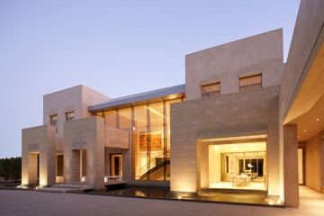 پیامک مالیاتی خانههای خالی برای کدام افراد ارسال شد؟