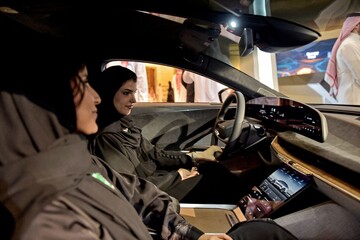 کدام کشورهای عربی بیشترین حقوق را میدهند؟ / حداقل حقوق در منطقه چقدر بالا رفت؟