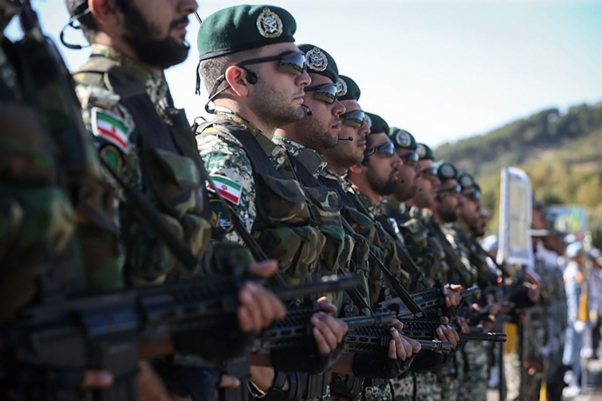 این کارکنان تا سال دیگر خانهدار خواهند شد این کارکنان تا سال دیگر خانهدار خواهند شد