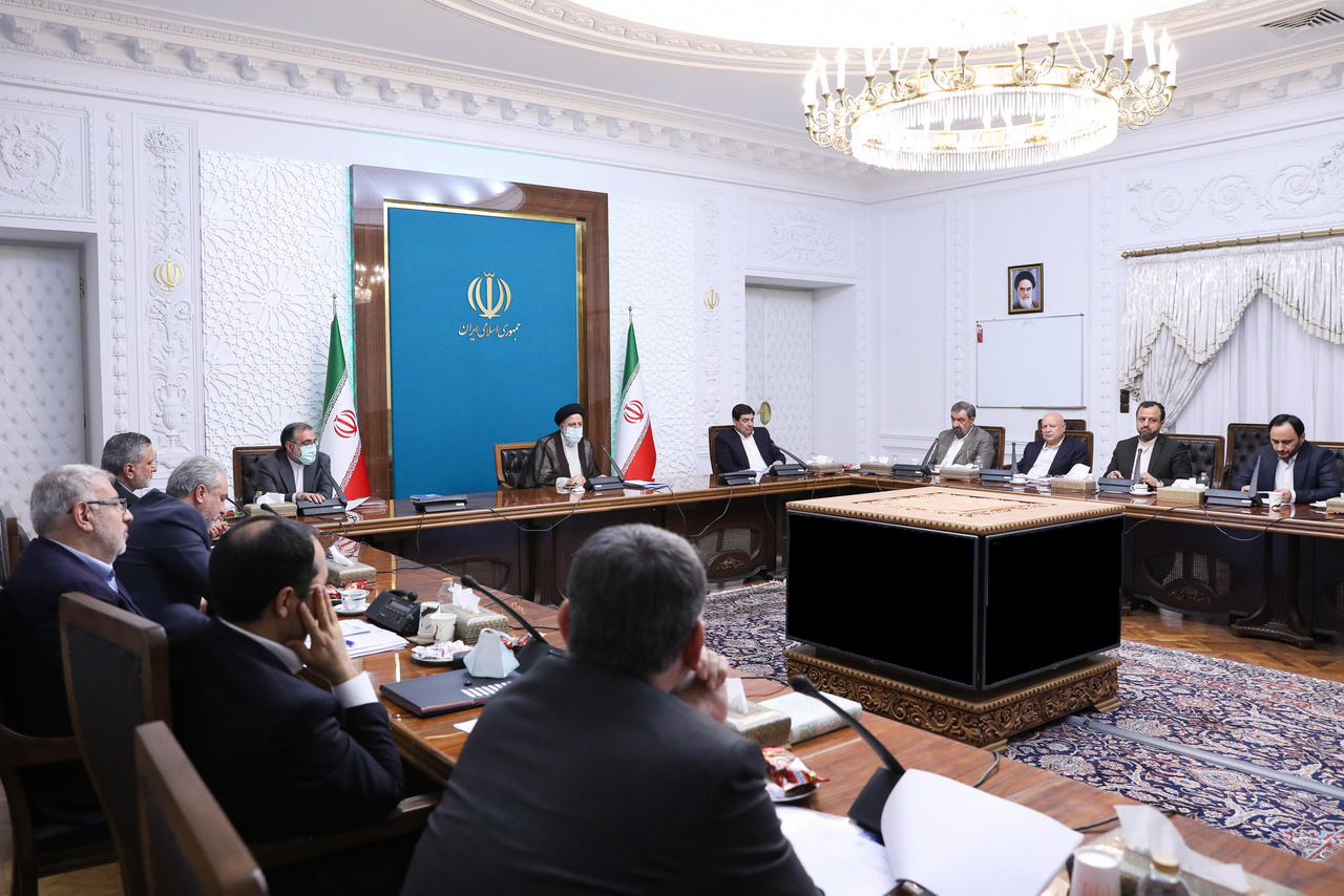 برنامه دولت برای کنترل تورم حقوق جدید بازنشستگان برنامه دولت برای کنترل تورم حقوق جدید بازنشستگان
