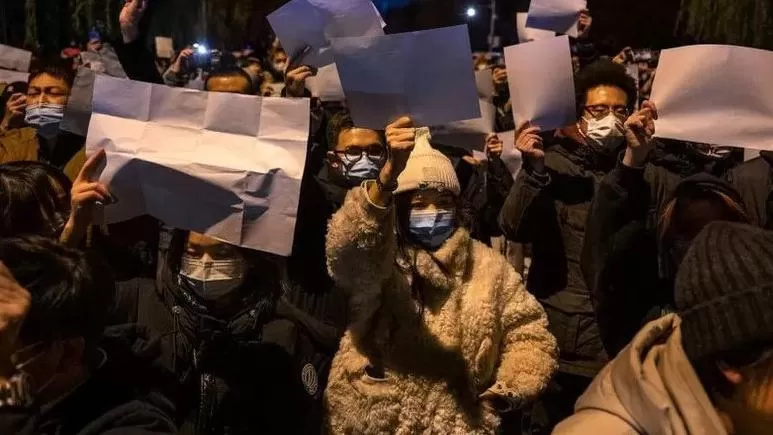 یک روش خلاقانه برای اعتراض + عکس