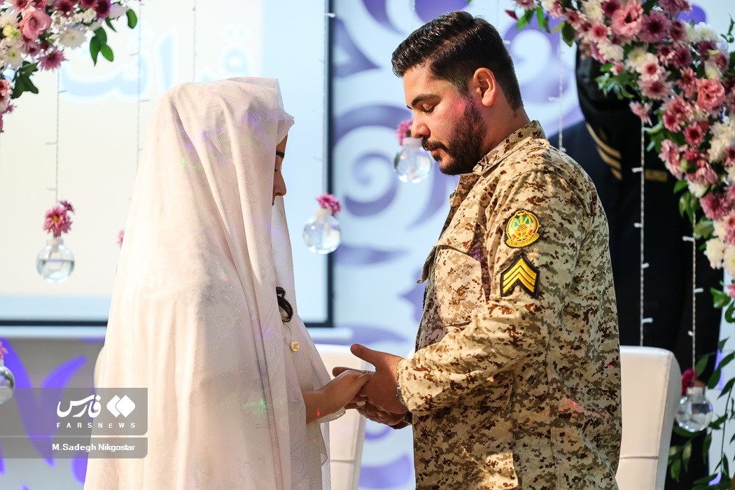 تصاویر جالب خبرگزاری فارس از عقدکنان سربازان