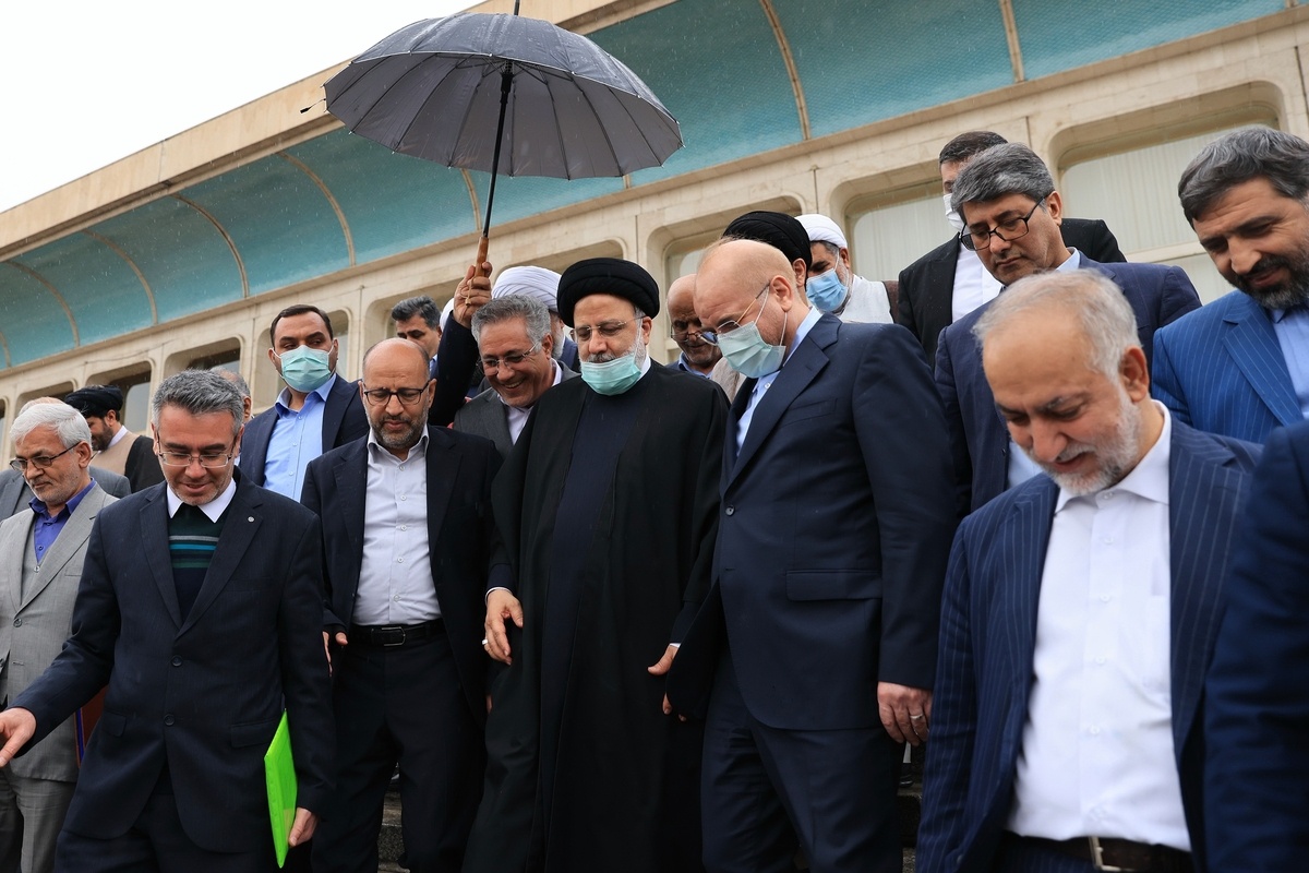 اختلاف انتخاباتی قالیباف و رئیسی دوباره داغ شد؟ اختلاف انتخاباتی قالیباف و رئیسی دوباره داغ شد؟