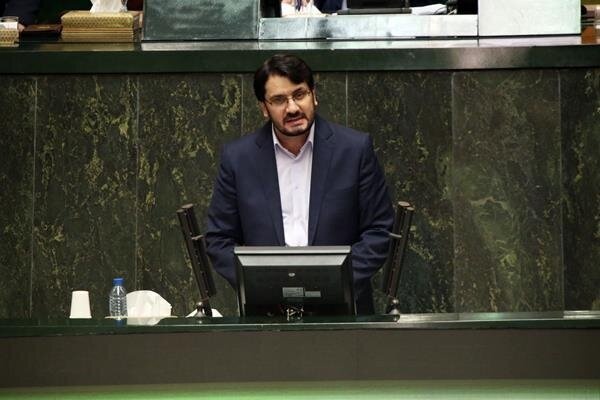 چند خانه نیمه کاره روی دست دولت مانده است؟ چند خانه نیمه کاره روی دست دولت مانده است؟