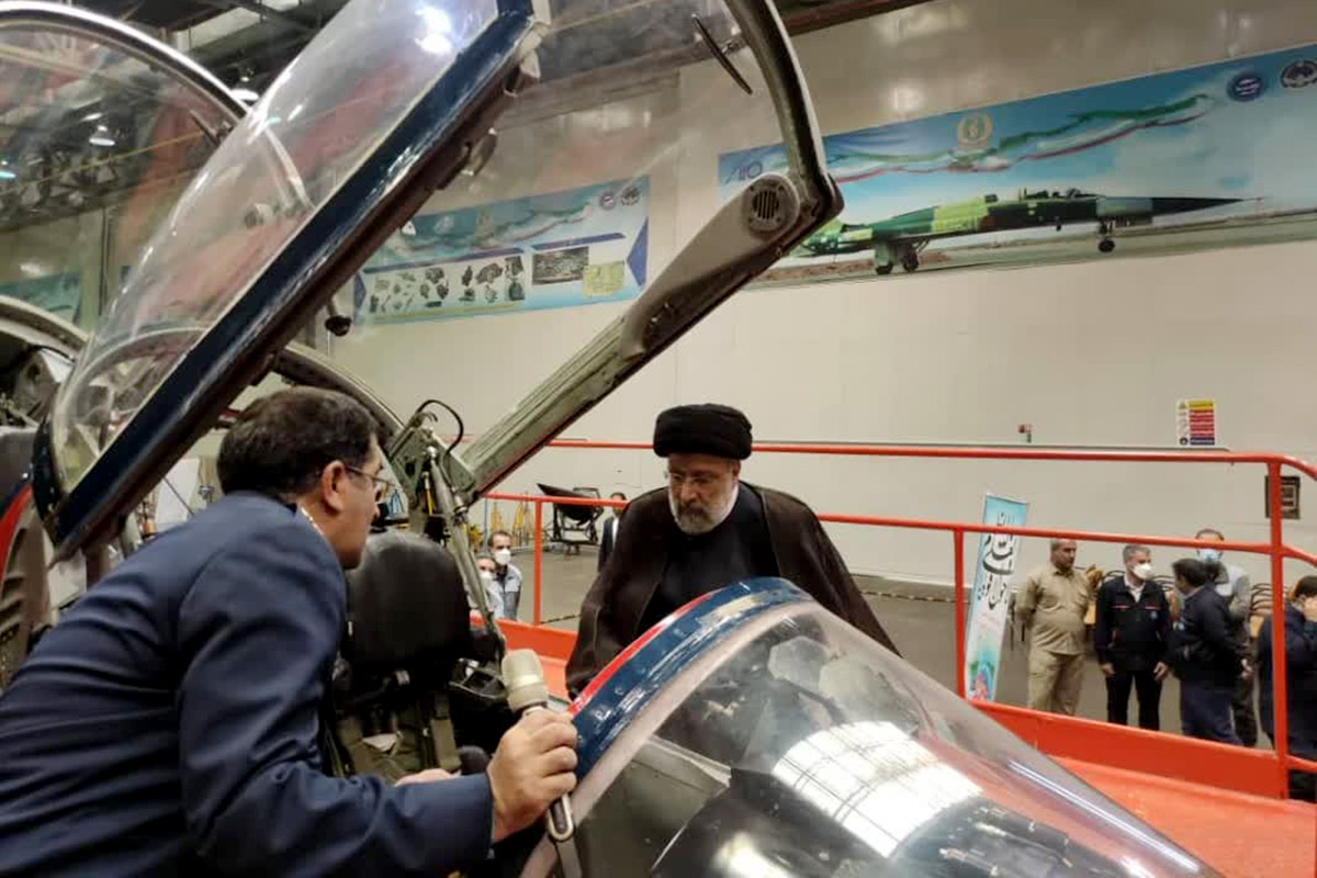 خلبانانی که به خاطر دو فنجان قهوه از کار تعلیق شدند + عکس خلبانانی که به خاطر دو فنجان قهوه از کار تعلیق شدند + عکس