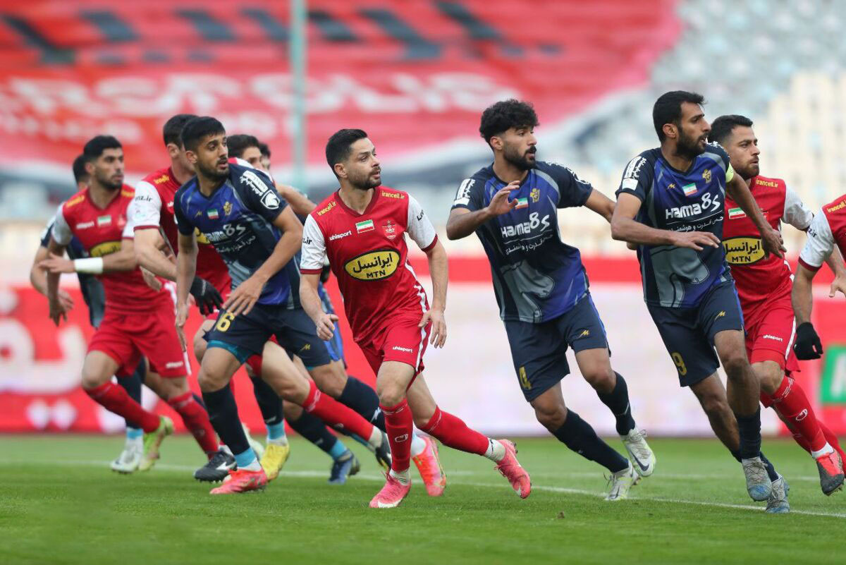 مهاجم پرحاشیه پرسپولیس قهر کرد مهاجم پرحاشیه پرسپولیس قهر کرد