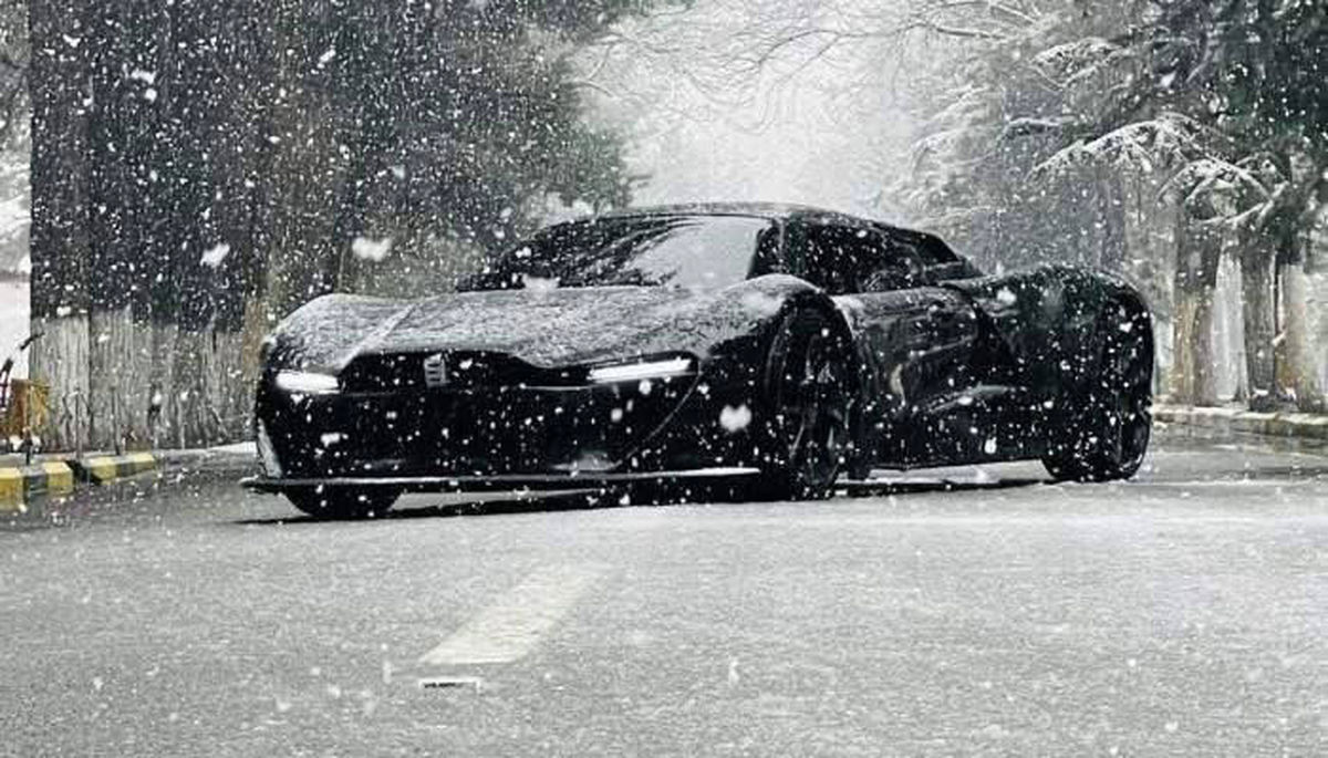 خودروی ملی افغانستان در خیابانها دیده شد+ فیلم