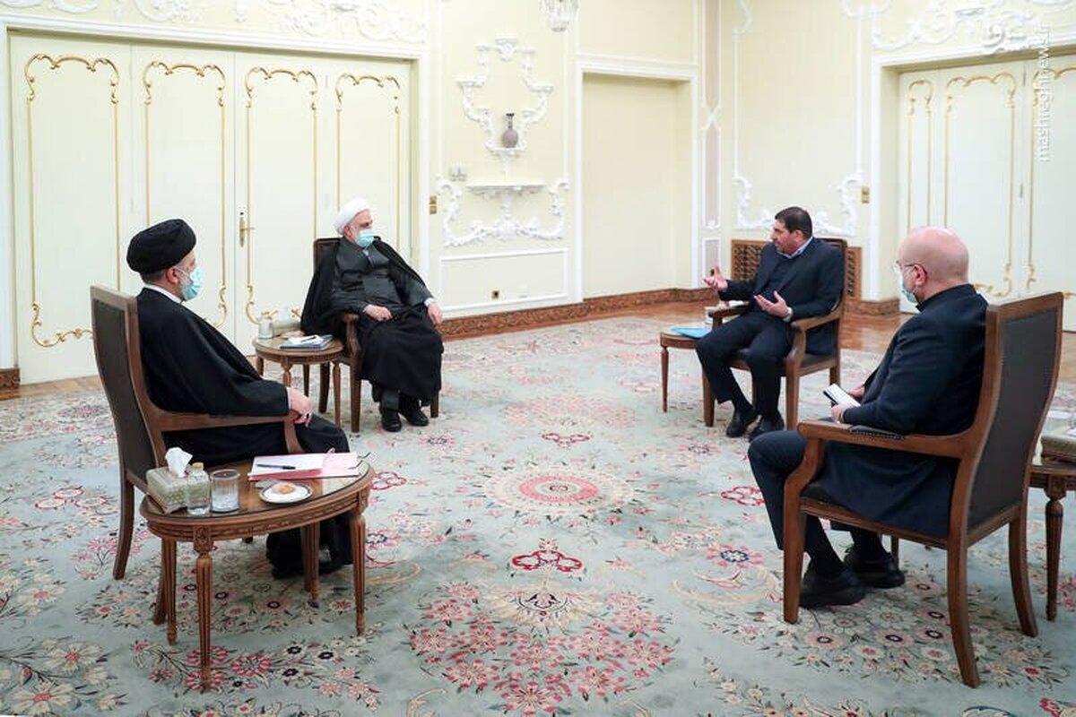 یک نفر به سران قوا اضافه شد؟+ عکس / نشست سران قوا چهار نفره برگزار شد؟+ عکس