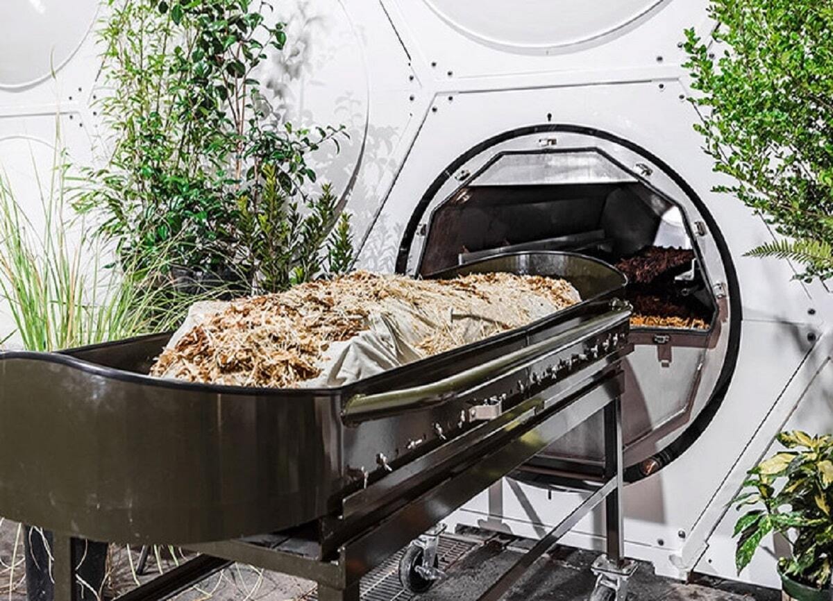 تبدیل جسد انسان به کود در این کشور قانونی شد