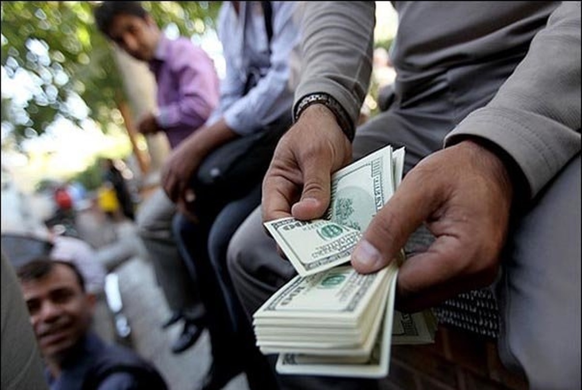 چرا قیمت دلار در کشورهای عربی ثابت است؟