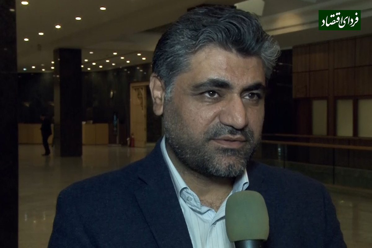 افشاگری یک نماینده مجلس درباره قاچاق سوخت در پالایشگاهها افشاگری یک نماینده مجلس درباره قاچاق سوخت در پالایشگاهها