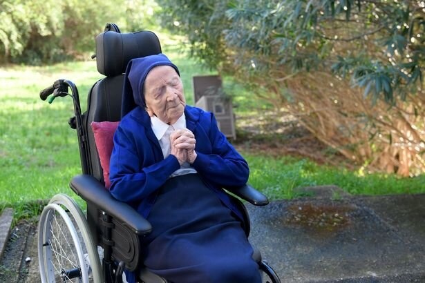 پیرترین زن جهان درگذشت + عکس