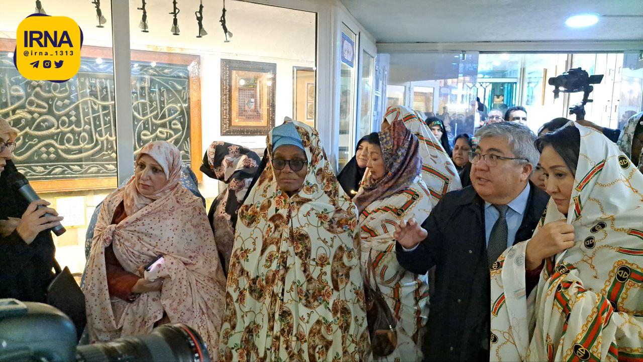 پوشش جالب مهمانان خارجی خانم خزعلی+ تصاویر