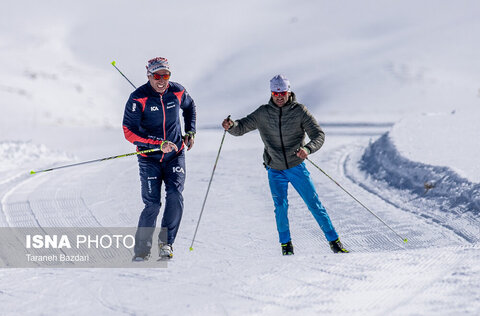 مسابقات پاتیناژ در تهران؟+ عکس