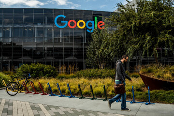 اخراج مدیران گوگل با حقوق یک میلیون دلاری