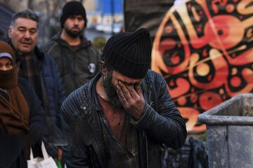 ماجرای زبالهگردی که وارد عرصه تئاتر شد + عکس