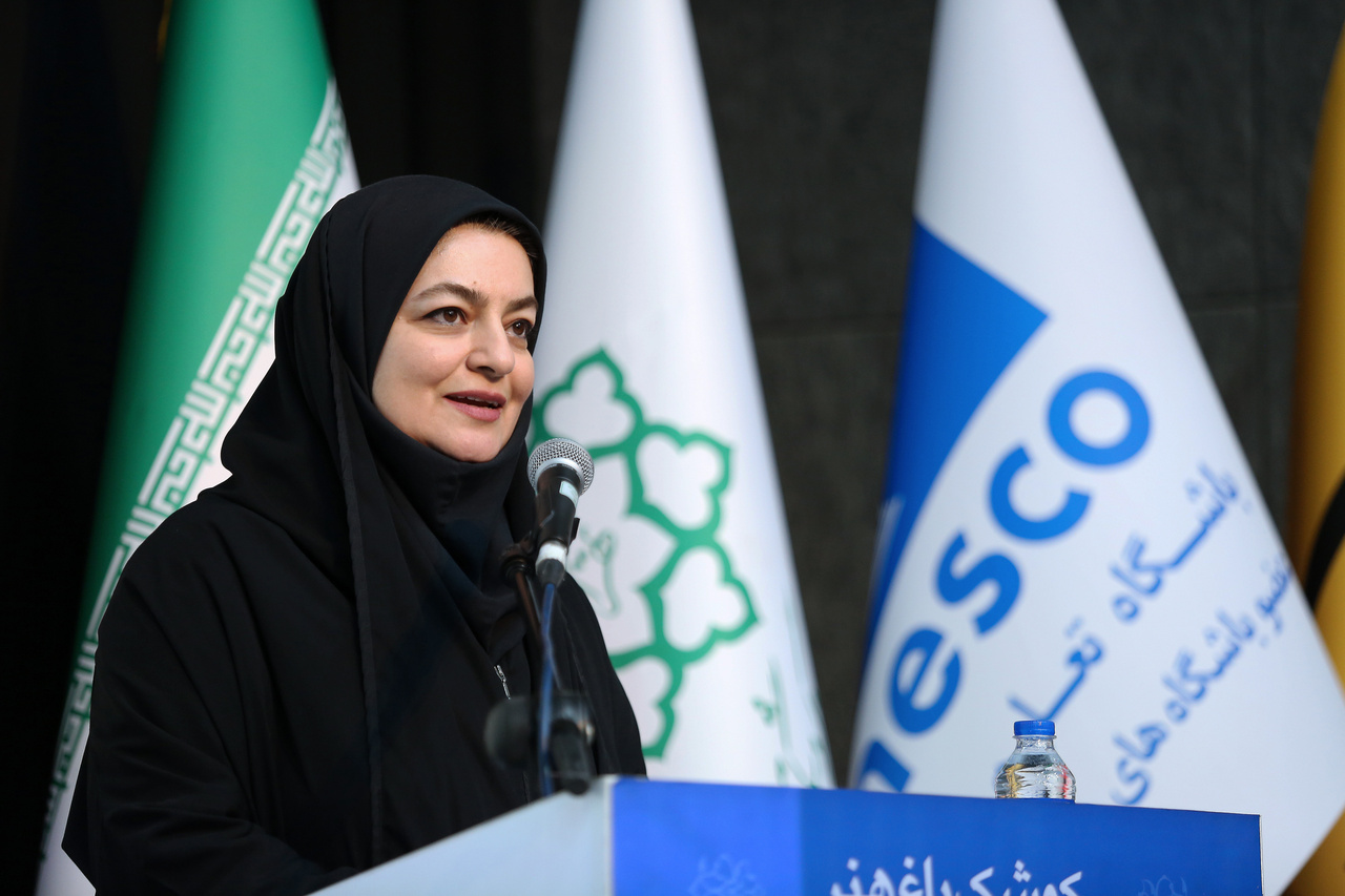 رونمایی از جایزه آموزش یونسکو در ایران