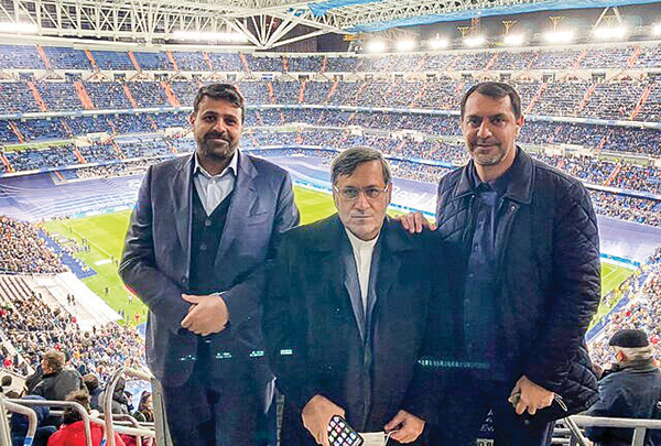 سفیری که با ملکه اسپانیا دست نداد اما با موگرینی سلفی گرفت + تصاویر