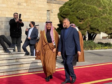قطر چگونه ایران و عربستان را باهم دور زد