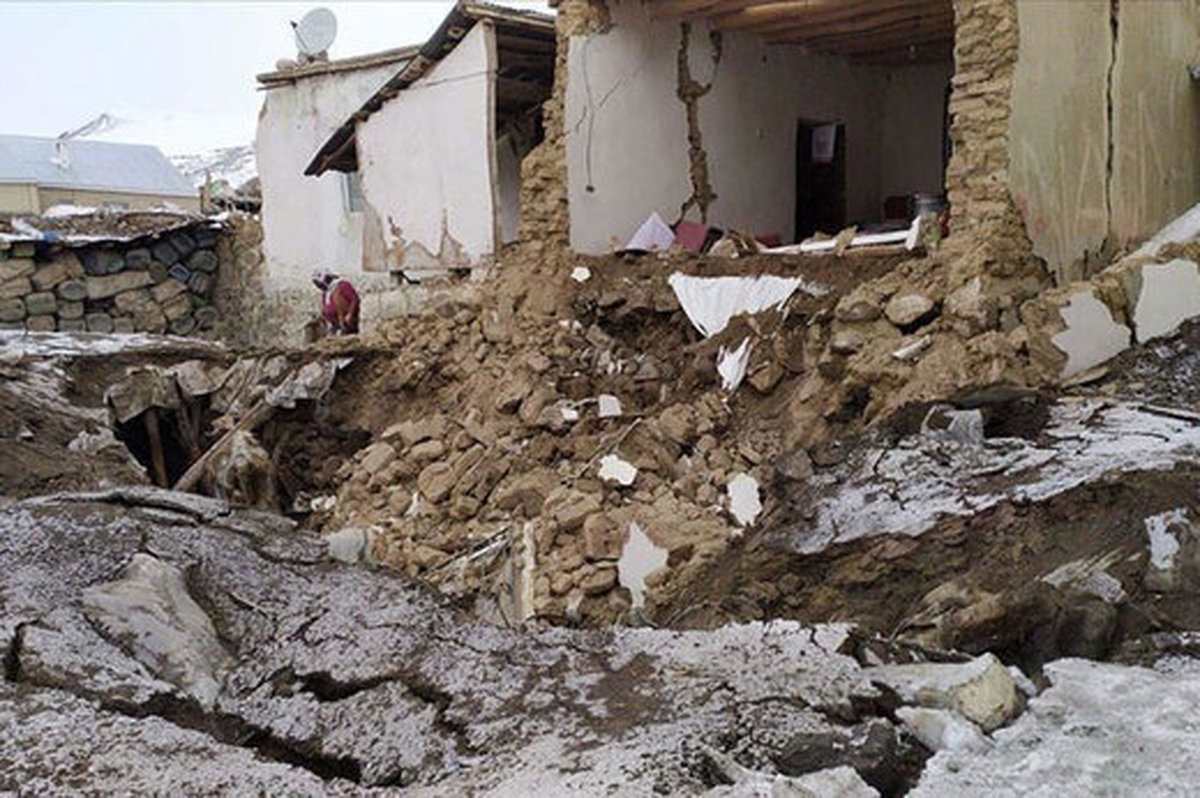 فوت مادر و پسر زلزله زده خویی در چادر