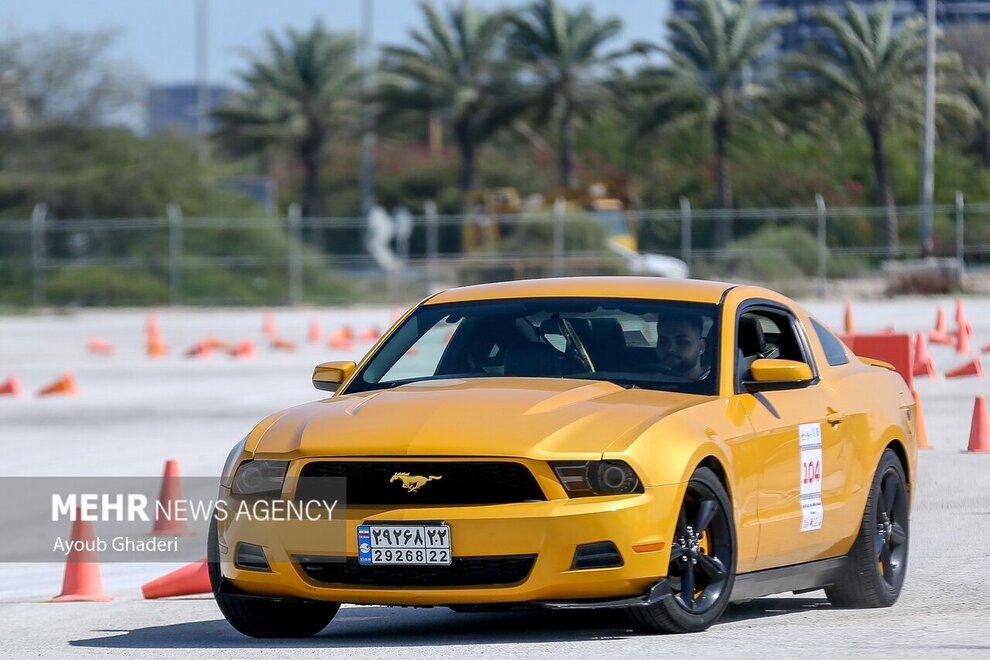 رالی حیرتانگیز خودروهای فوق لاکچری در کیش + عکس