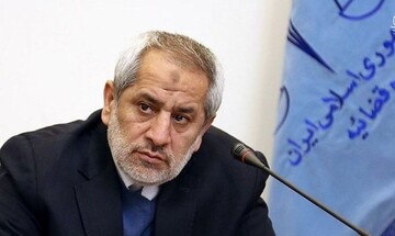 خواب جدید آقای دادستان برای وکالت + عکس