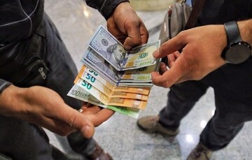 بدون تحریمها قیمت دلار چند میشد؟